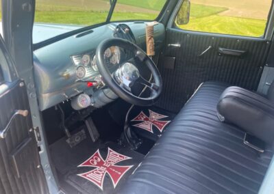 Oldtimer_Chevrolet-Panel-Truck-1947_2